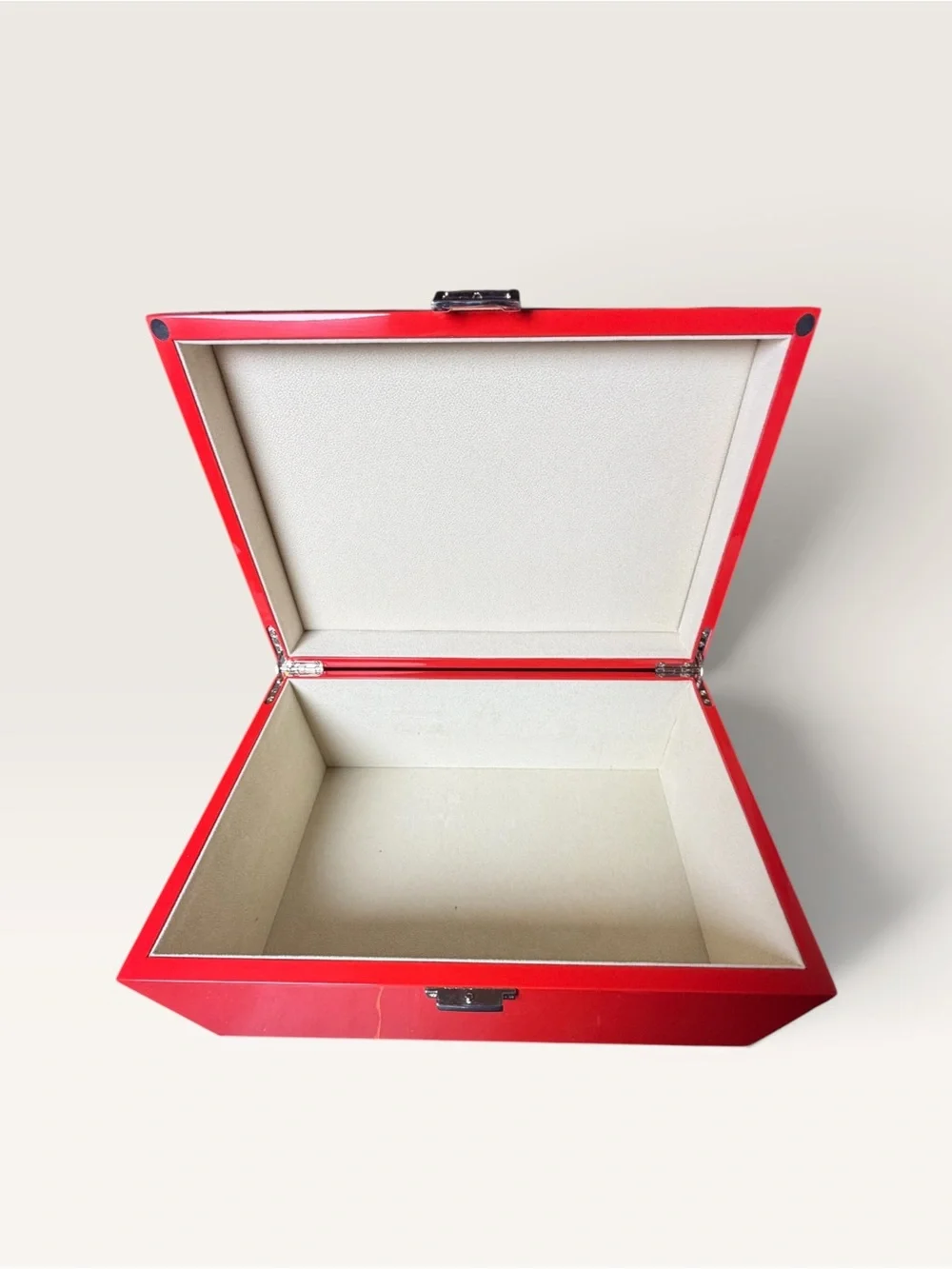 ALLURE BEAUTY Red Lacquered Storage Box with Cream Interior